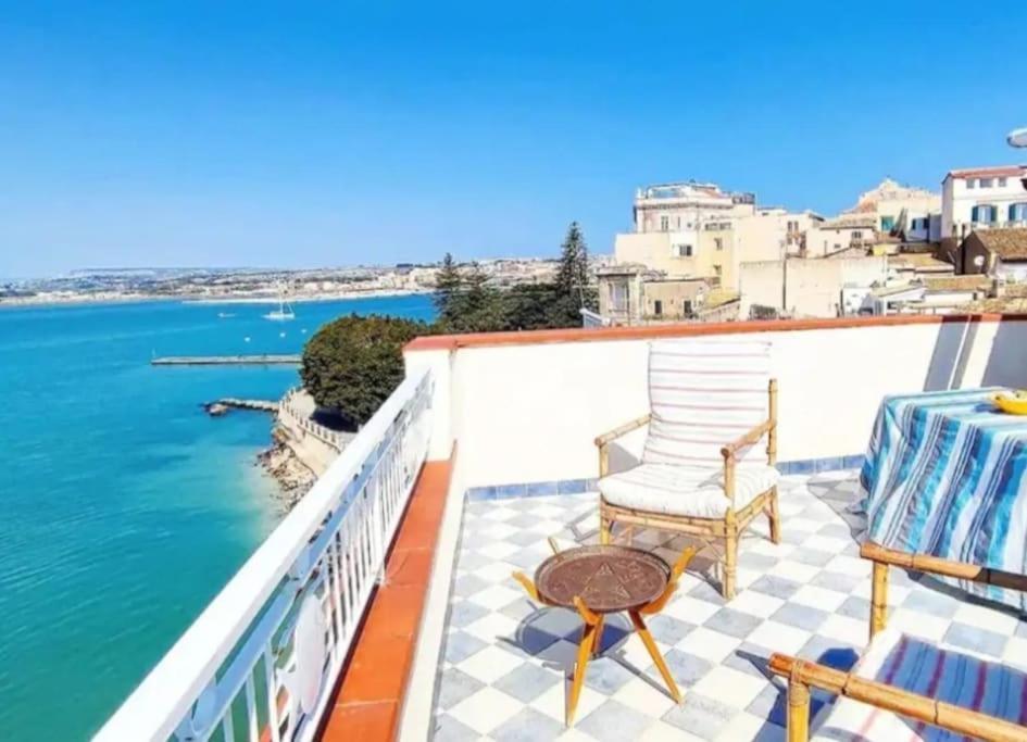 Terrazza Sul Mare Attico "Alfeo E Aretusa" Syracuse Exterior foto